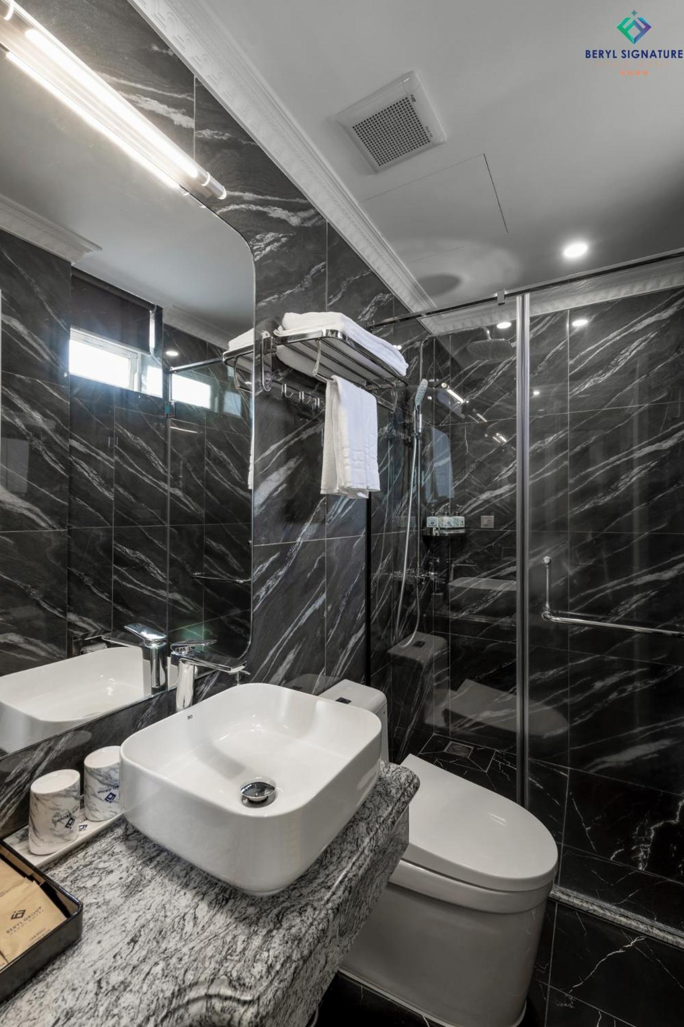Beryl Signature Hotel & Travel Ханой Экстерьер фото